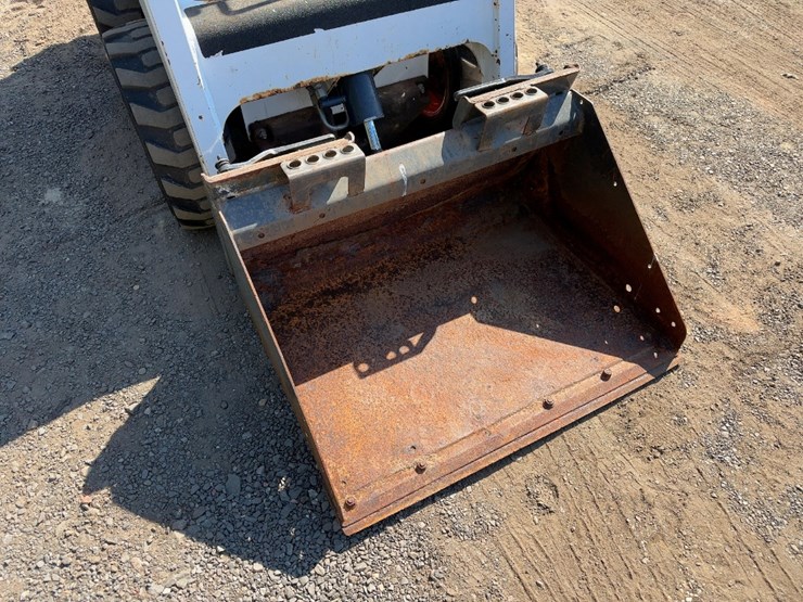 2014-bobcat-s70-image-8