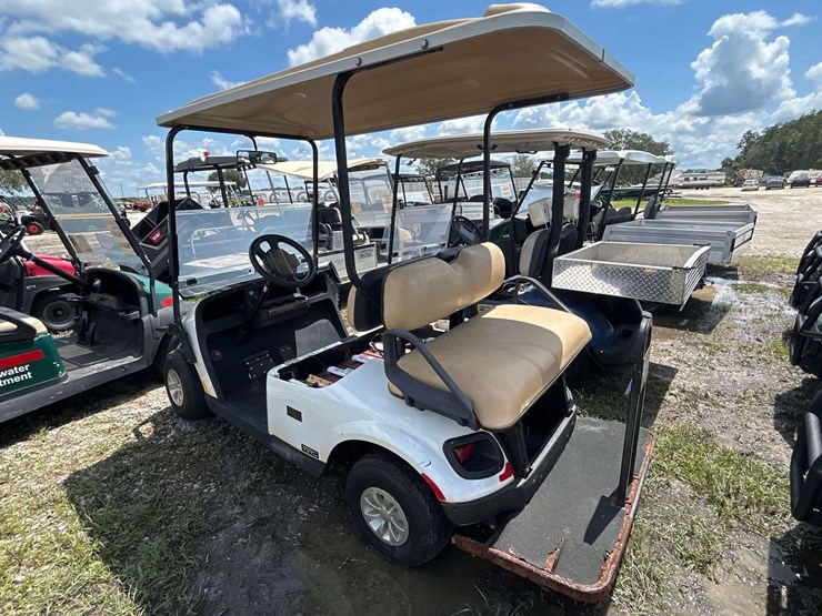 e-z-go-freedom-txt-electric-cart-image-4