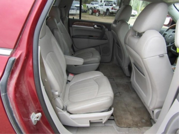 2010-buick-enclave-cxl-image-47