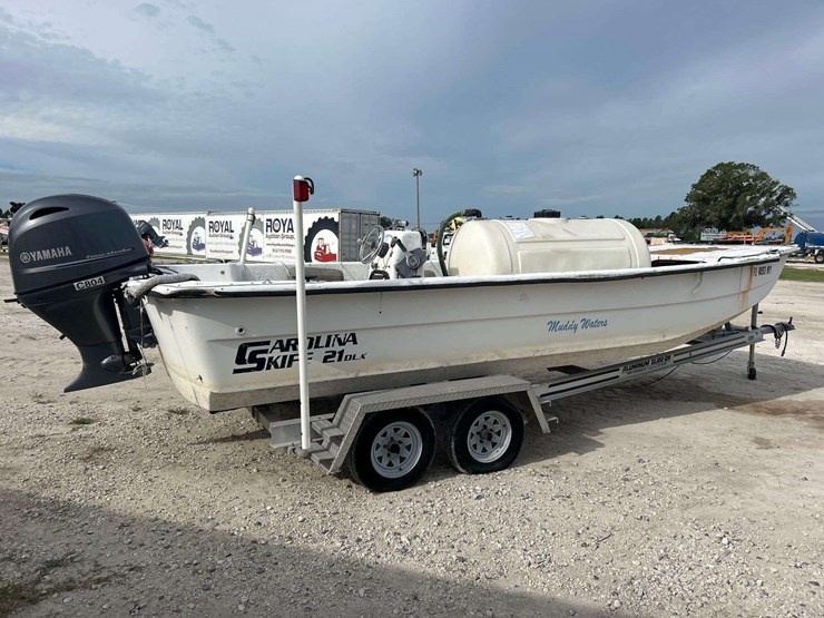 2005-carolina-skiff-21dlx-21ft.-boat-with-23ft-t/a-boat-trailer-image-3
