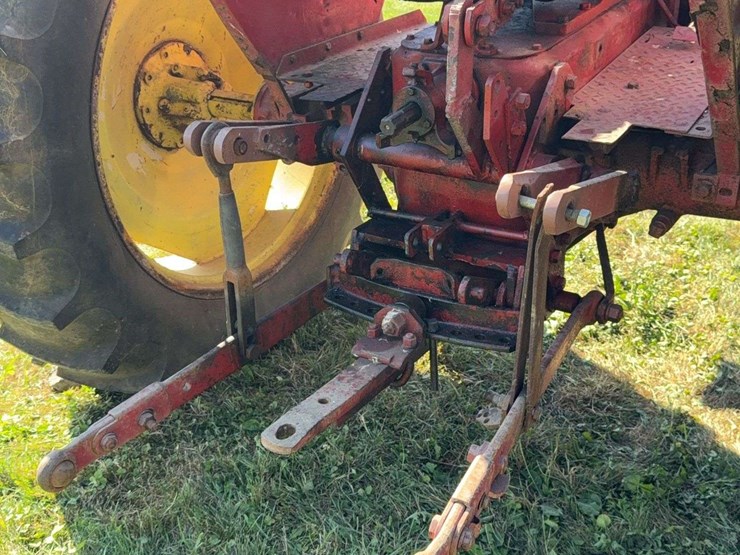 massey-ferguson-44-image-31
