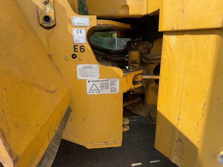1998-caterpillar-966f-image-16
