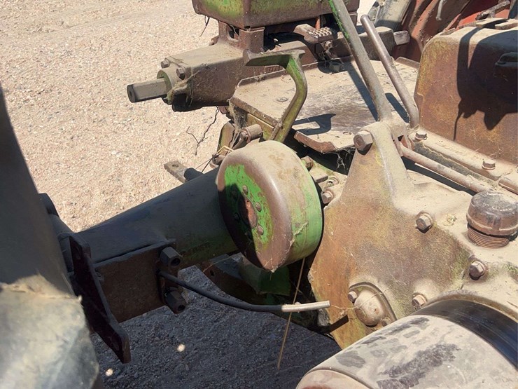john-deere-model-b-image-28