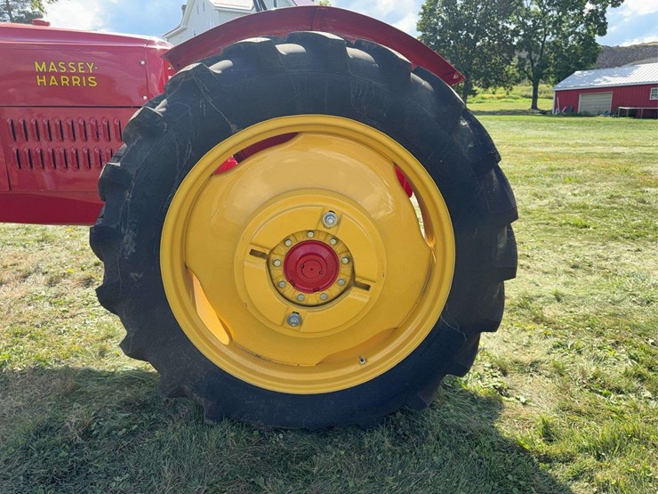 massey-ferguson-101-image-22