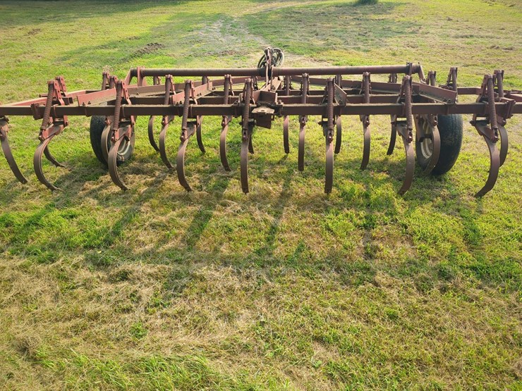 glenco-13'-chisel-plow-image-5