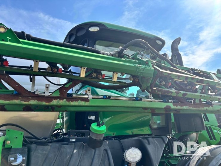 2018-john-deere-r4038-image-111