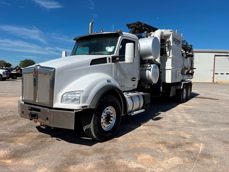 2019-kenworth-t880-image-1