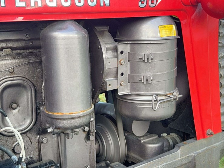 massey-ferguson-98-image-53