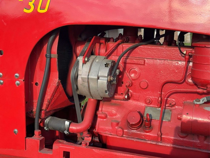 massey-ferguson-30-image-11