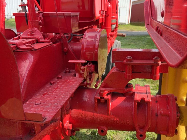 massey-harris-challenger-image-31