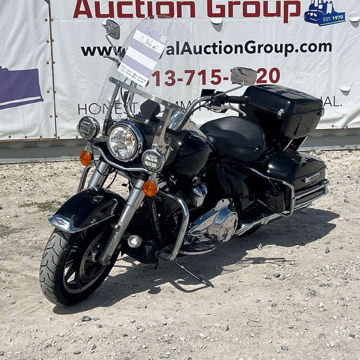 2021 Harley-Davidson FLHP Motorcycle