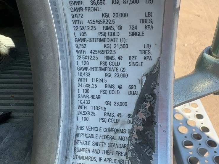 2018-kenworth-t800-image-41
