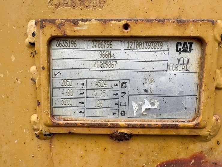 2017-caterpillar-966m-image-12