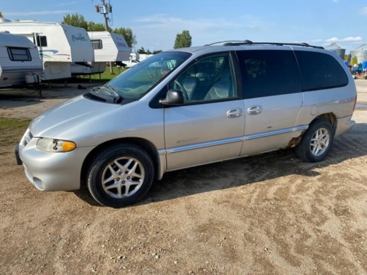 2000-dodge-grand-caravan-image-1