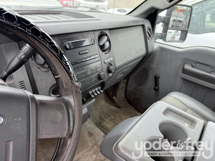 2011-ford-f250-image-11