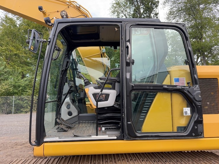 2021-caterpillar-313gc-image-37