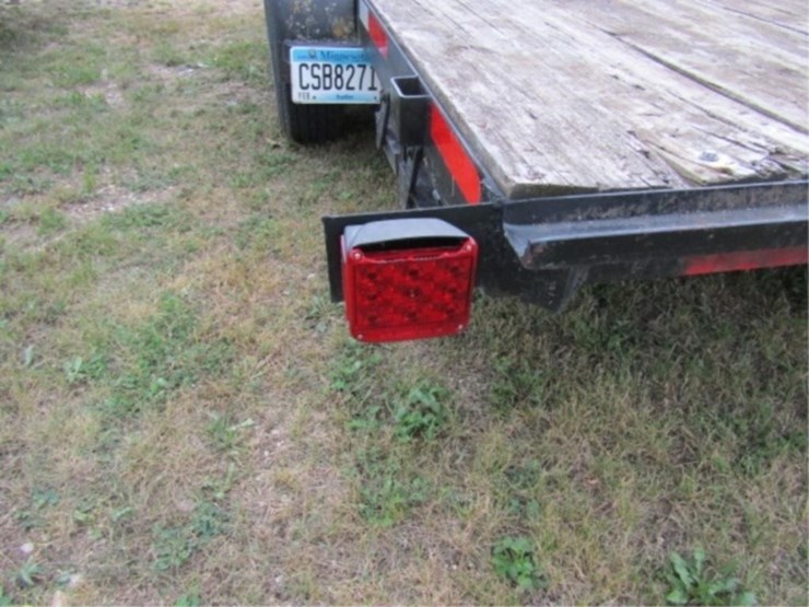 1998-80-1/2in.-x-16ft.-tandem-axle-trailer,-ramps,-image-14