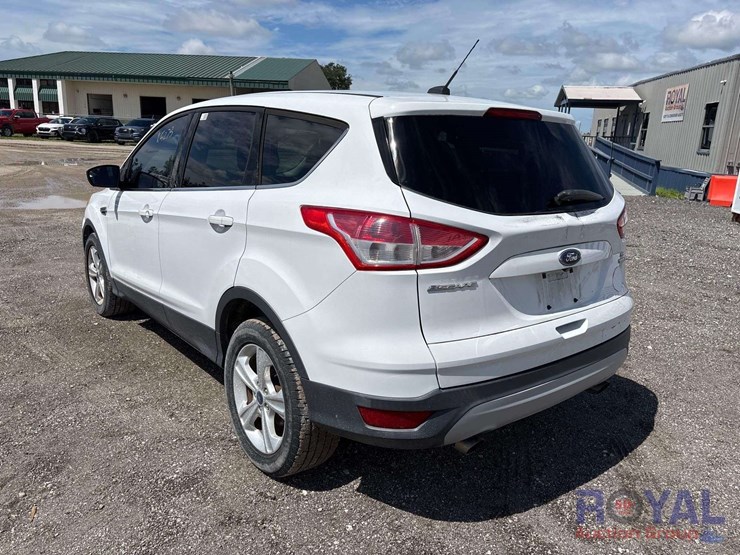 2015-ford-escape-image-4