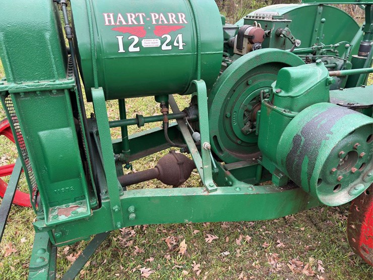 hart-parr-12-24-image-15