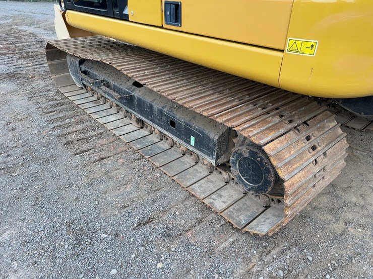 2021-caterpillar-313gc-image-26