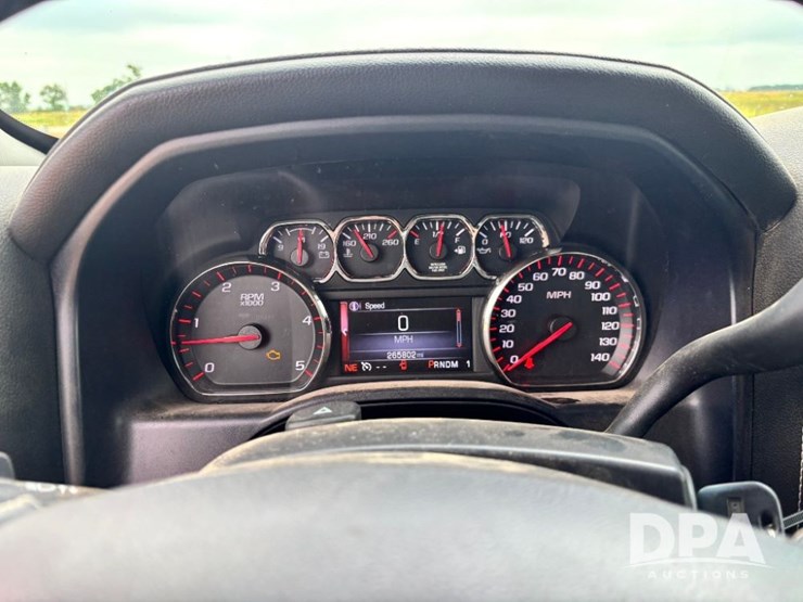 2015-gmc-sierra-2500hd-image-86
