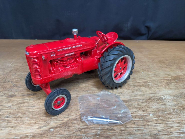 1/16-mccormick-deering-w-6-1990-pioneer-collectibles-image-1