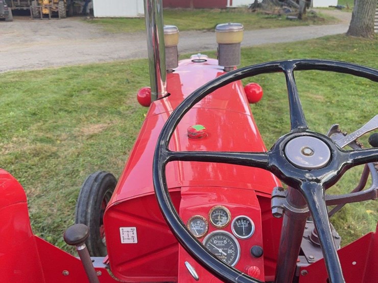 massey-ferguson-98-image-34