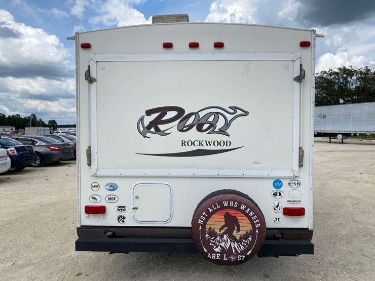 2015-forest-river-rockwood-roo-19-25ft-t/a-travel-trailer-image-30