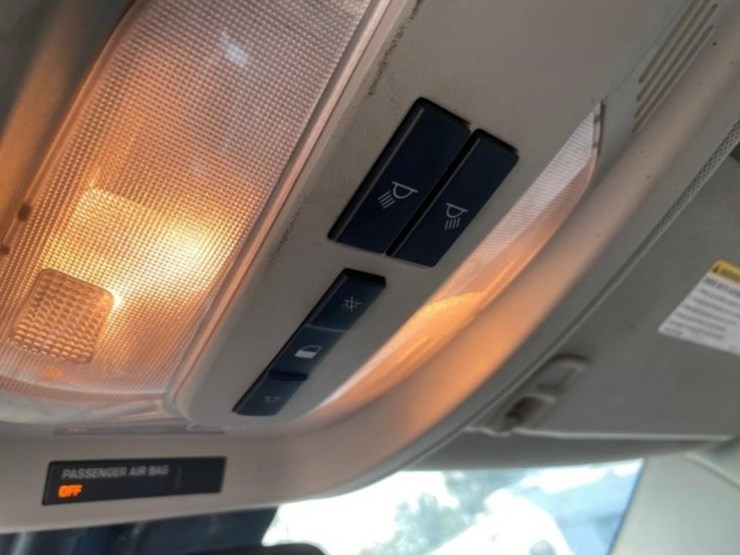 2010-gmc-terrain-sle-image-39
