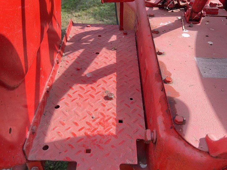 massey-ferguson-33-image-39