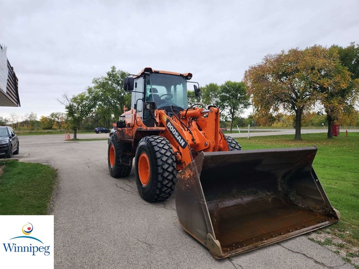 2015-doosan-dl220-image-4