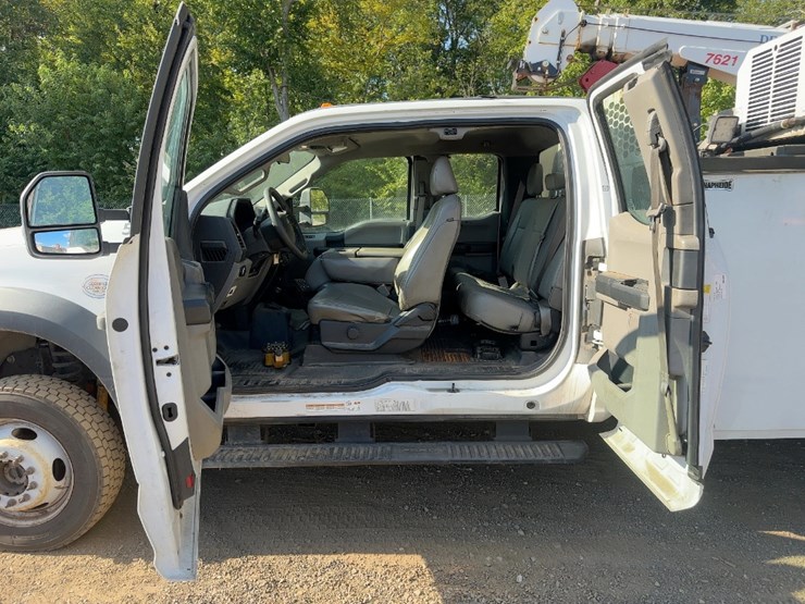 2019-ford-f550-xl-image-31