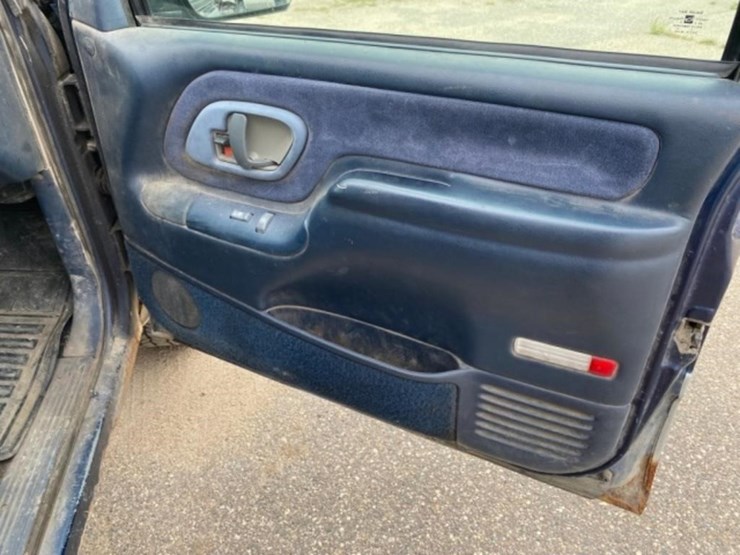 1995-chevy-silverado-1500-5.7l-v8,-auto,-ext.-cab-image-42