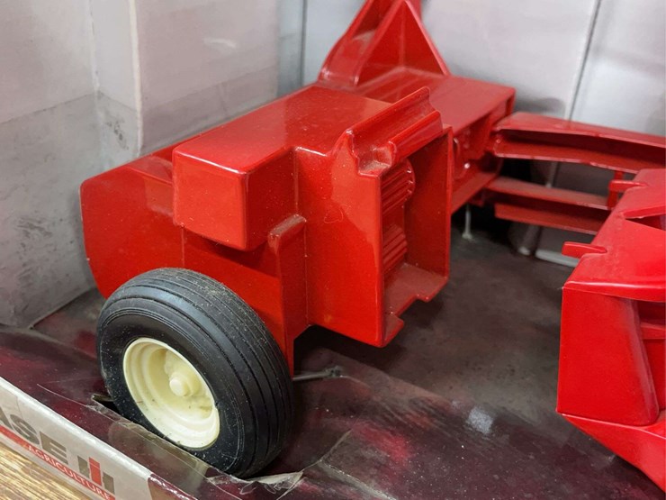 1/16-case-ih-forage-harvester-nib-ertl-image-8
