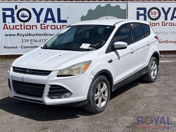 2015-ford-escape-image-1
