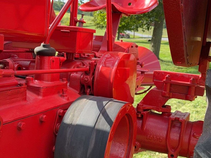 massey-harris-challenger-image-38
