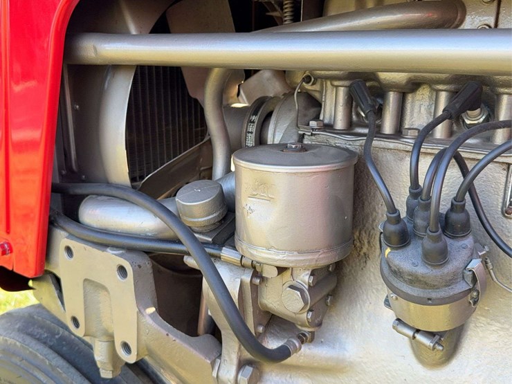 massey-ferguson-65-image-45