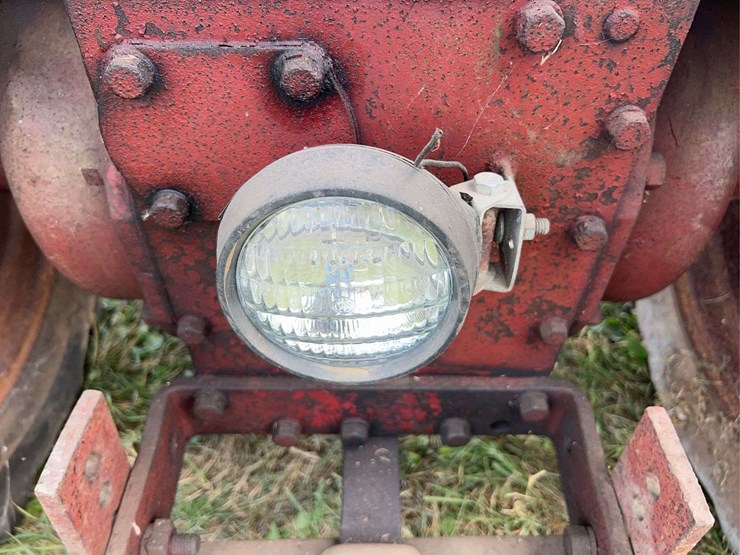 massey-ferguson-22-image-35