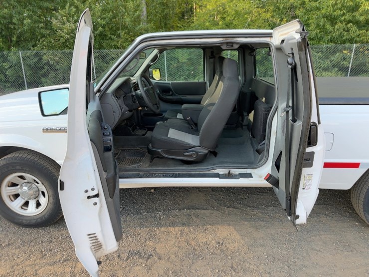 2009-ford-ranger-xlt-image-14