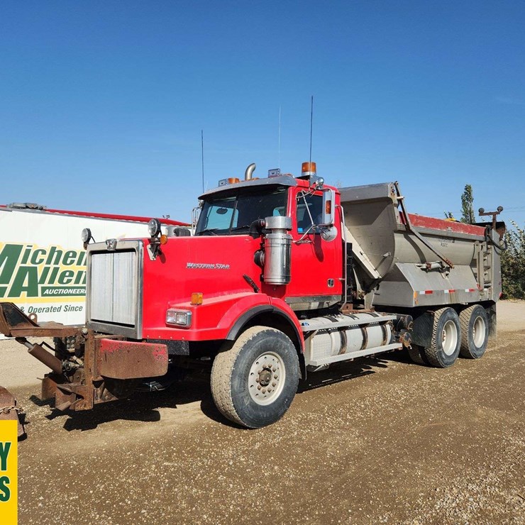 2012 WESTERN STAR 4900