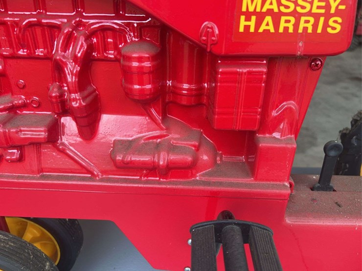 massey-ferguson-44-image-21