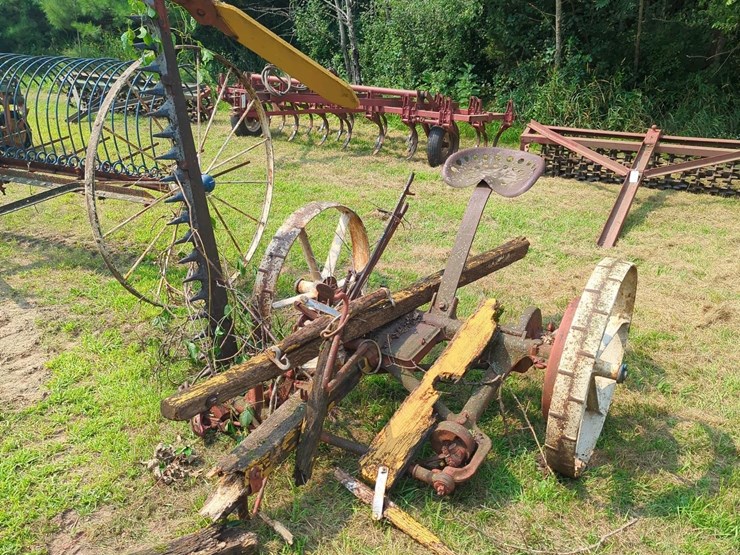 vintage-deering-new-ideal-horse-mower-4'-cutter-bar-image-1