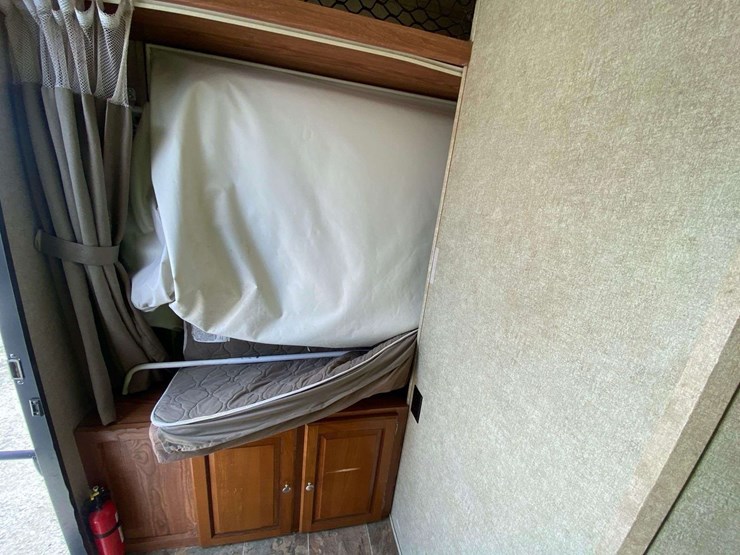 2015-forest-river-rockwood-roo-19-25ft-t/a-travel-trailer-image-20