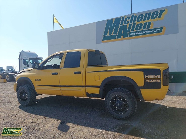 2005-dodge-ram-1500-image-3