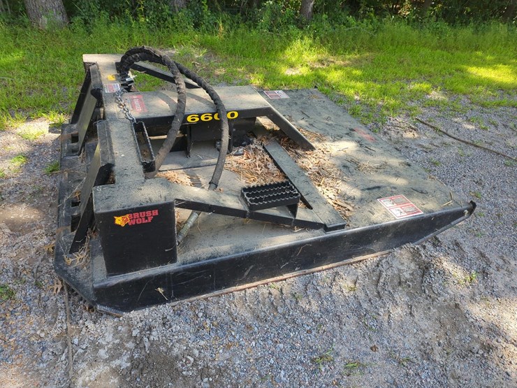 brush-wolf-6600-skid-steer-attachment,-66"-image-1