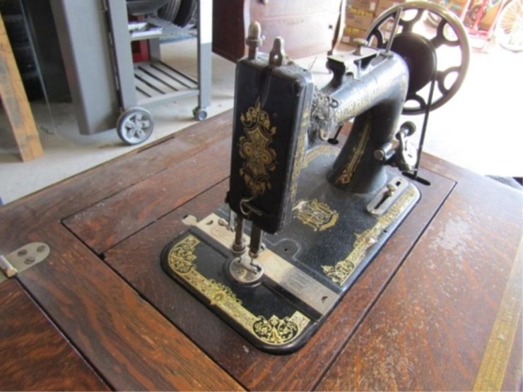 new-home-sewing-machine-w/attachments-&-cabinet-image-20