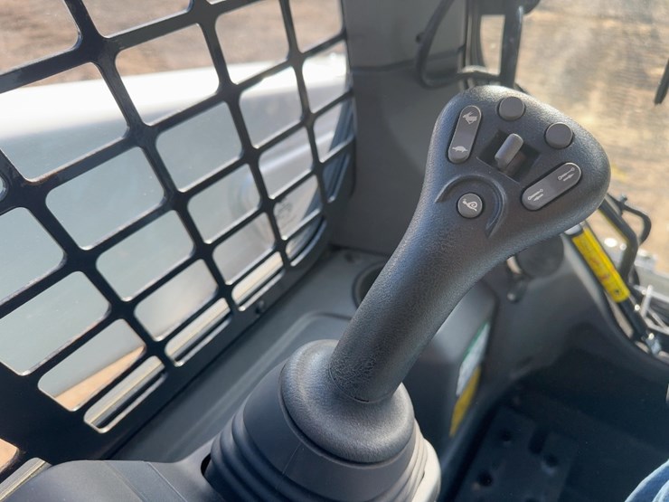 2022-bobcat-s66-image-19