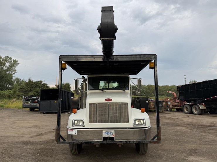 2003-peterbilt-330-image-8