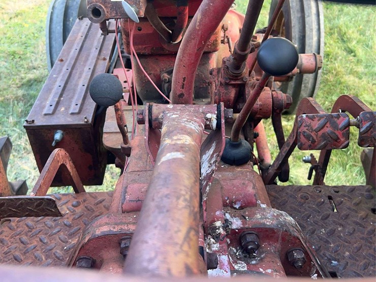 massey-ferguson-55-image-47