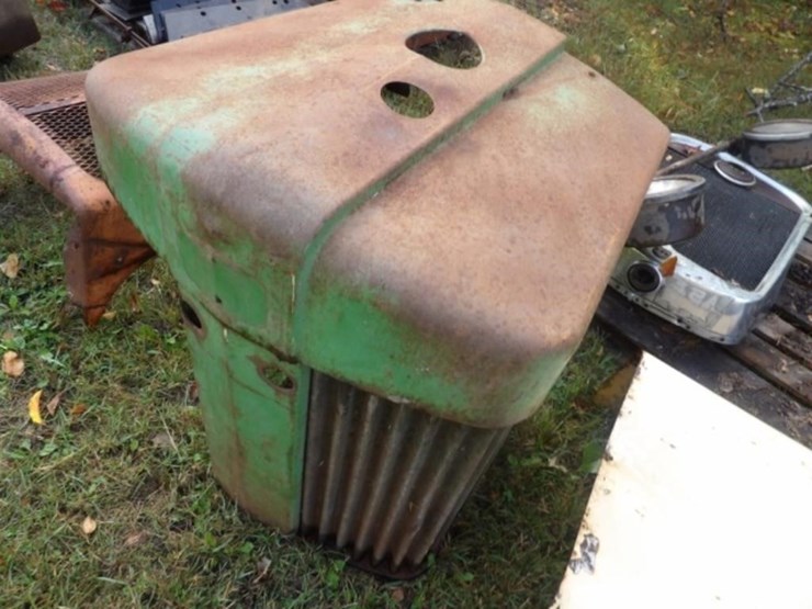 john-deere-720-image-1